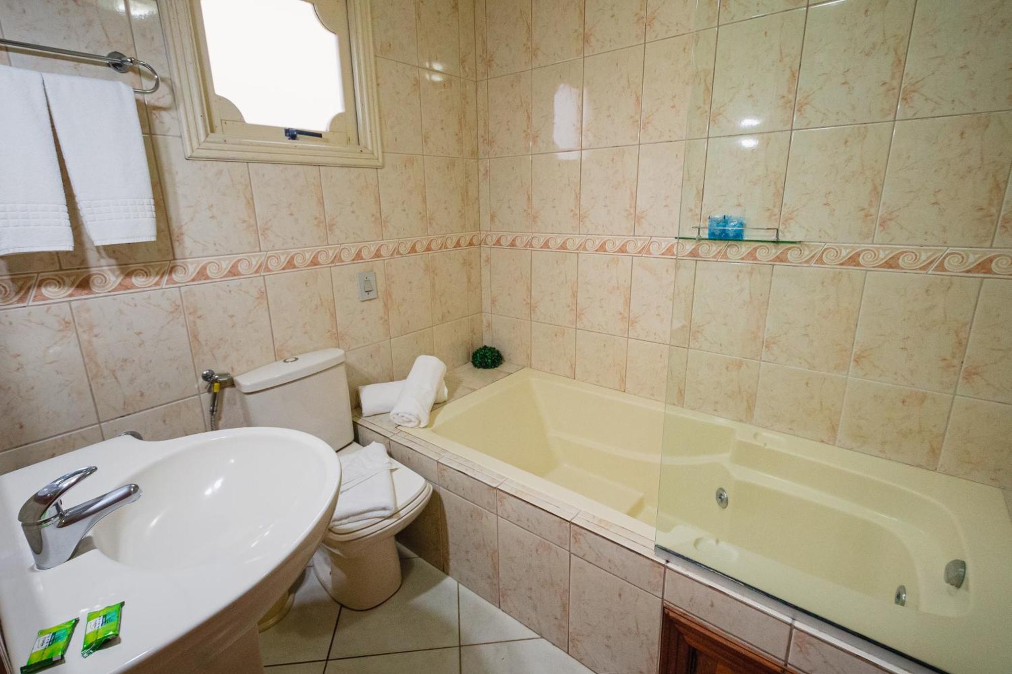 Hotel Cabanas Alto Da Serra Канела Екстериор снимка